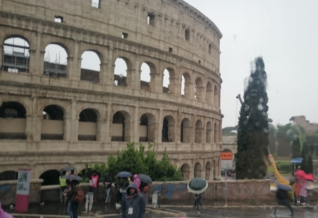 真実の口 トレビの泉 スペイン広場 ローマ イタリア の旅行記 ブログ By カズチャンさん フォートラベル 真実の口 トレビの泉 スペイン広場 ローマ イタリア の旅行記 ブログ By カズチャンさん フォートラベル