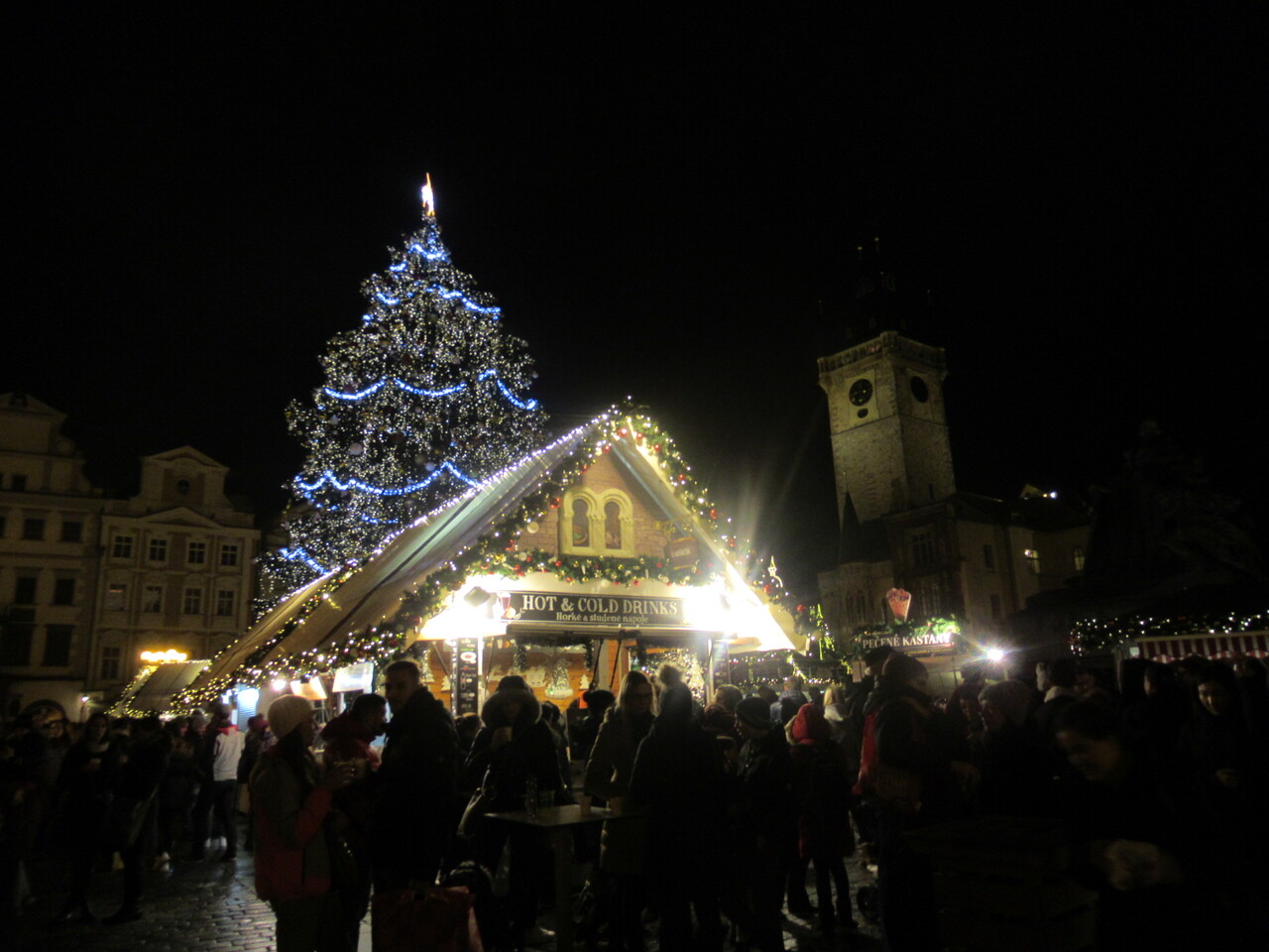 18年チェコ３都市５つのクリスマスマーケット巡り プラハ チェコ の旅行記 ブログ By Kukkaさん フォートラベル