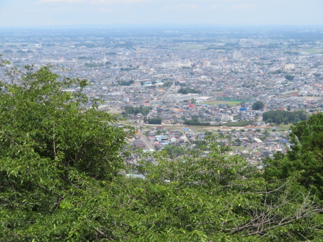 栃木太平山 栃木駅から歩いてあじさい坂を上り太平山神社 山頂 へ 栃木 壬生 都賀 栃木県 の旅行記 ブログ By タビガラスさん フォートラベル