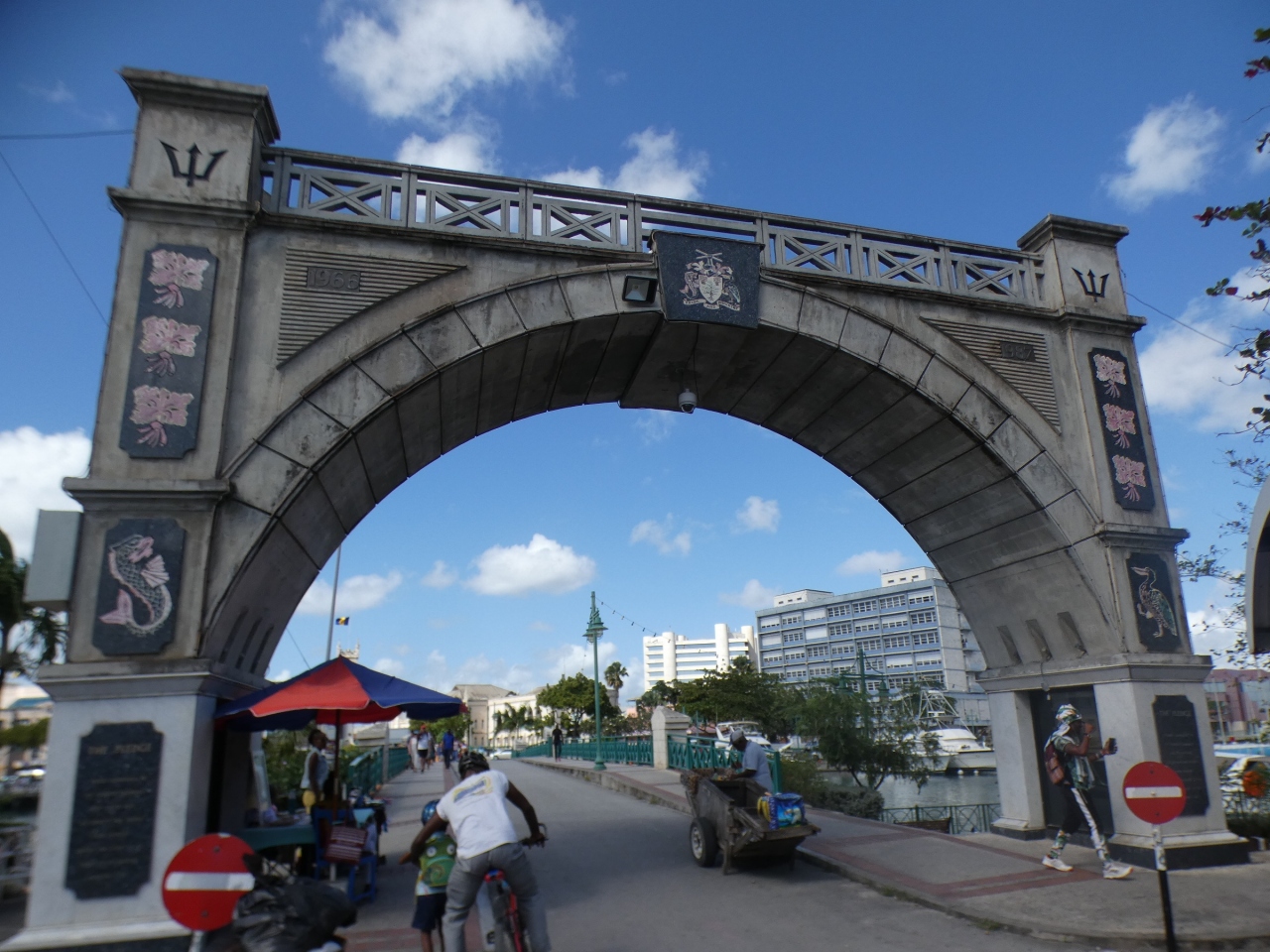 ブリッジタウン ナショナルヒーローズ広場 National Heroes Square Bridgetown Barbados ブリッジタウン バルバドス の旅行記 ブログ By ちふゆさん フォートラベル