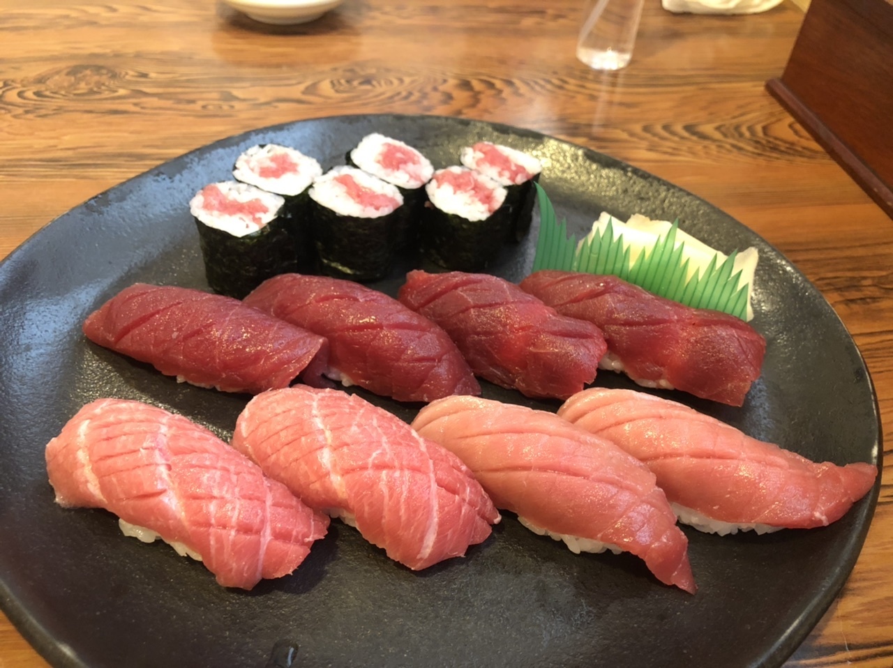 大間にマグロを食べに行く マグロ尽くし握り 下北半島 青森県 の旅行記 ブログ By タヌチーノさん フォートラベル