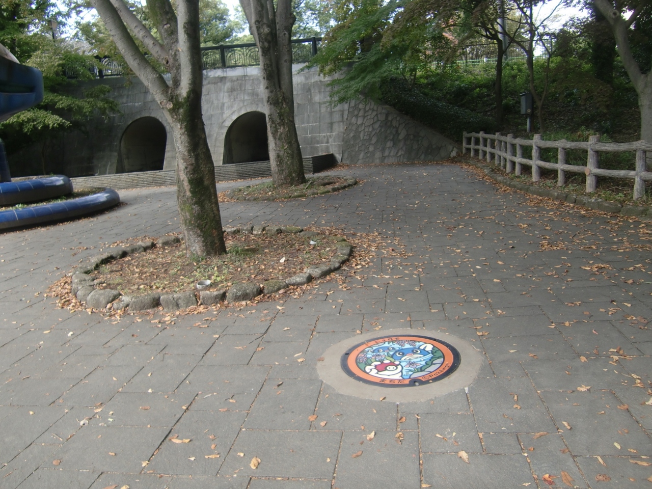 町田市の芹が谷公園のポケモンマンホール探しに行く 町田 東京 の旅行記 ブログ By Megumiさん フォートラベル 町田市の芹が谷公園のポケモンマンホール探しに行く 町田 東京 の旅行記 ブログ By Megumiさん フォートラベル