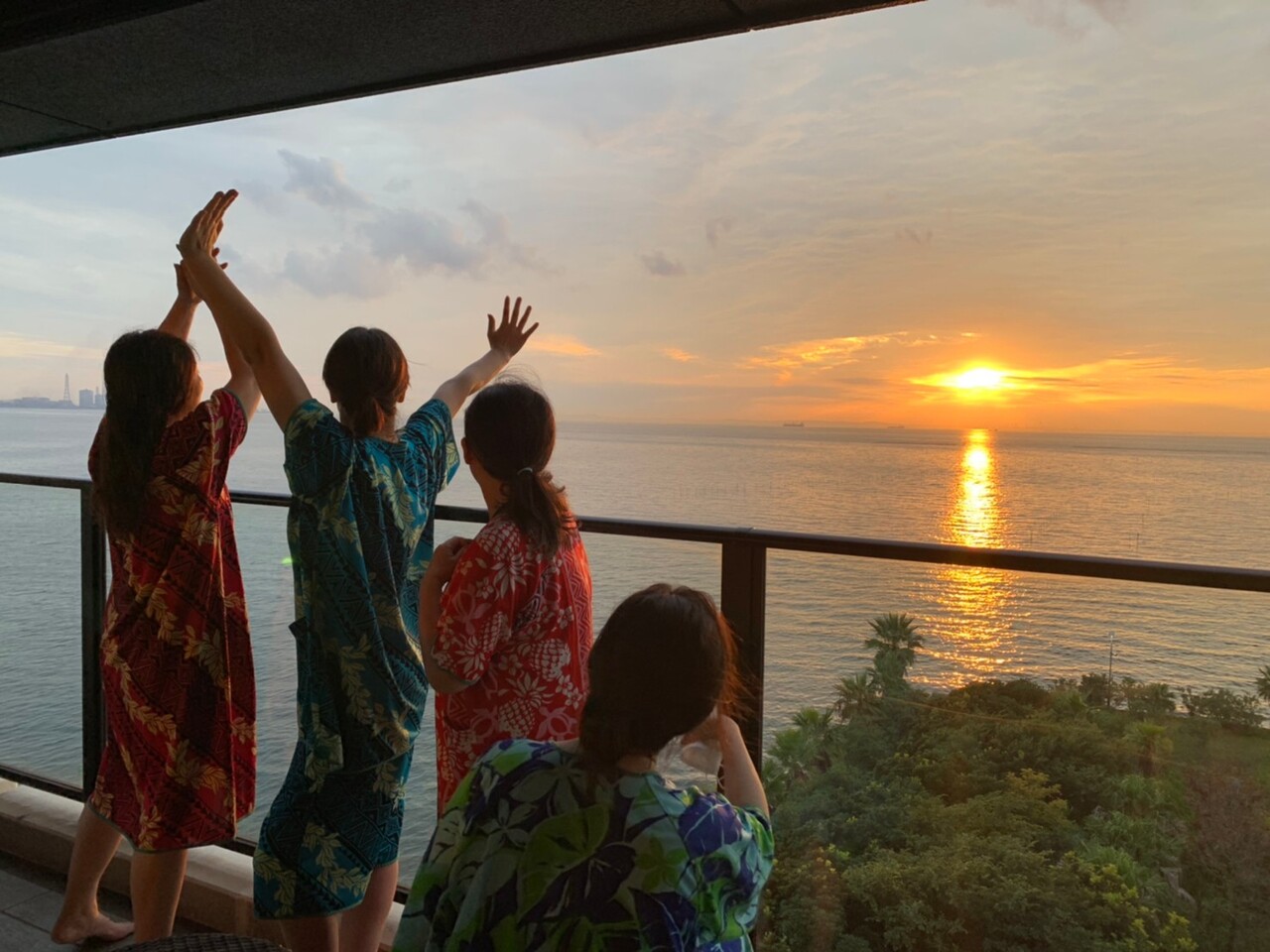 チームうしがえる おばちゃん旅 Go To トラベルでお安く快適日帰り温泉 ホテル三日月富士見亭貴賓室 木更津 千葉県 の旅行記 ブログ By ちいさんさん フォートラベル