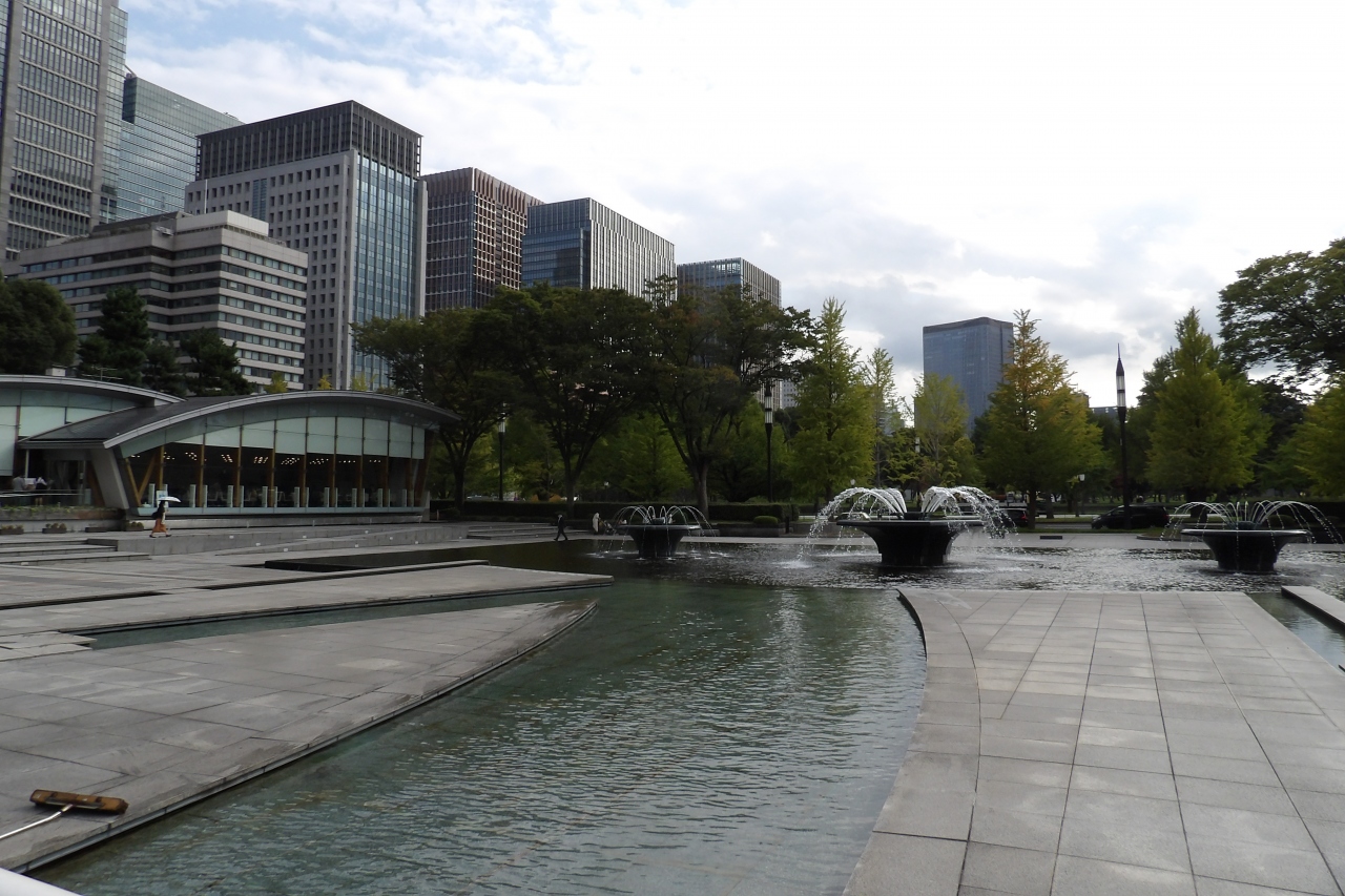 和田倉門跡と和田倉噴水公園 年秋 丸の内 大手町 八重洲 東京 の旅行記 ブログ By ドクターキムルさん フォートラベル
