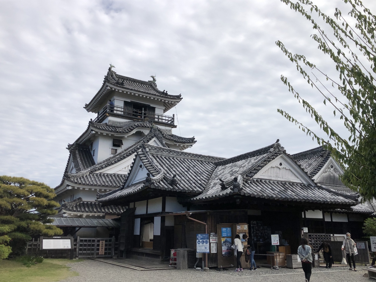 はりまや橋と高知城を歩いて満喫 高知市 高知県 の旅行記 ブログ By Fukujiroさん フォートラベル はりまや橋と高知城を歩いて満喫 高知市 高知県 の旅行記 ブログ By Fukujiroさん フォートラベル