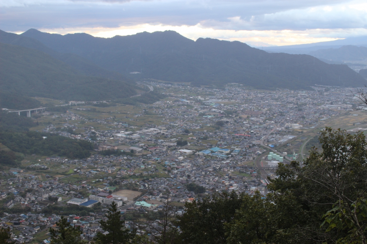 戦国武将 村上義清の葛尾城跡へ 千曲 坂城 長野県 の旅行記 ブログ By あおしさん フォートラベル 戦国武将 村上義清の葛尾城跡へ 千曲 坂城 長野県 の旅行記 ブログ By あおしさん フォートラベル
