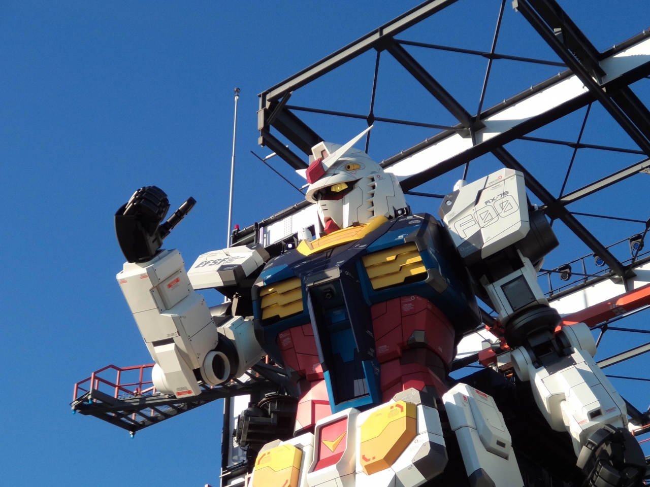 見せてもらおうか 横浜の動くガンダムとやらを Gundam Factory Yokohama 横浜 神奈川県 の旅行記 ブログ By もっちさん フォートラベル