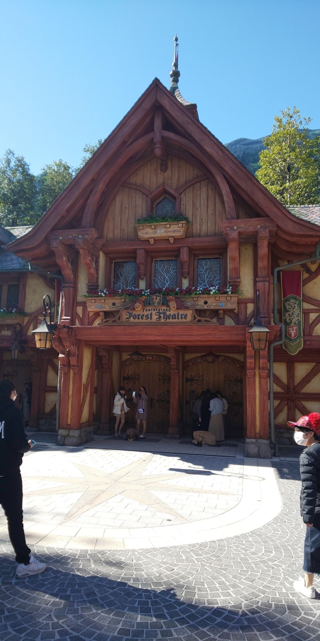 クリスマスシーズンのディズニーランドで遊び尽くす その2 東京ディズニーリゾート 千葉県 の旅行記 ブログ By ごりさん フォートラベル