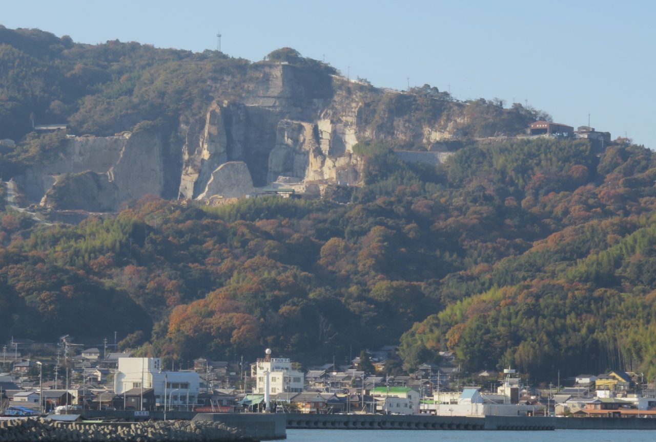 暮 四国続日本百名城巡り 19 22 12月6日 5 能島城 1 村上水軍博物館 村上武吉公像 小早船 今治 愛媛県 の旅行記 ブログ By 旅人のくまさんさん フォートラベル