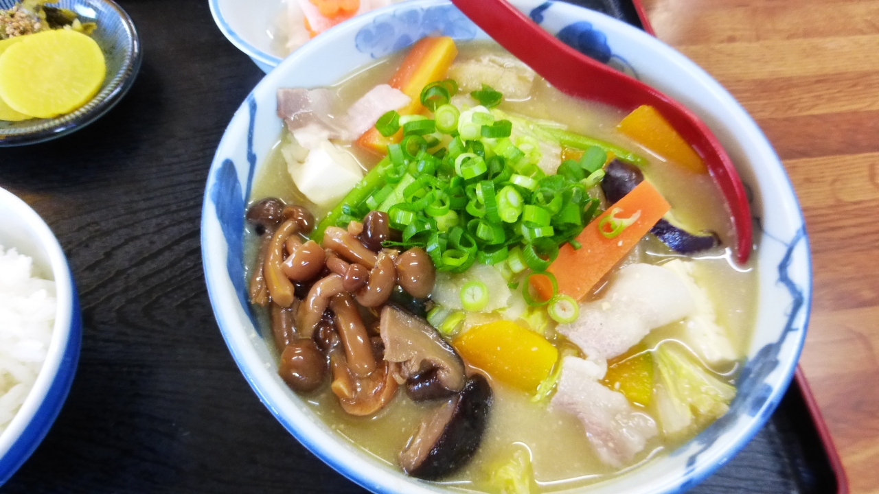 別府 温泉 人気宿 堪能１泊２日旅 だんご汁定食 のランチ 鉄輪温泉 味処よね田 と宿にチェックイン編 別府温泉 大分県 の旅行記 ブログ By Masapiさん フォートラベル