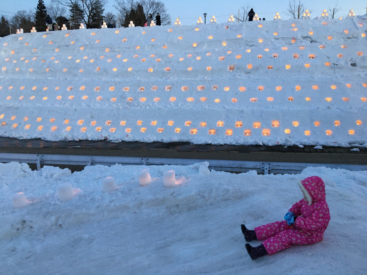 灯の回廊と冬の海 小2年中連れ雪遊びの旅 上越 直江津 新潟県 の旅行記 ブログ By よしみさん フォートラベル