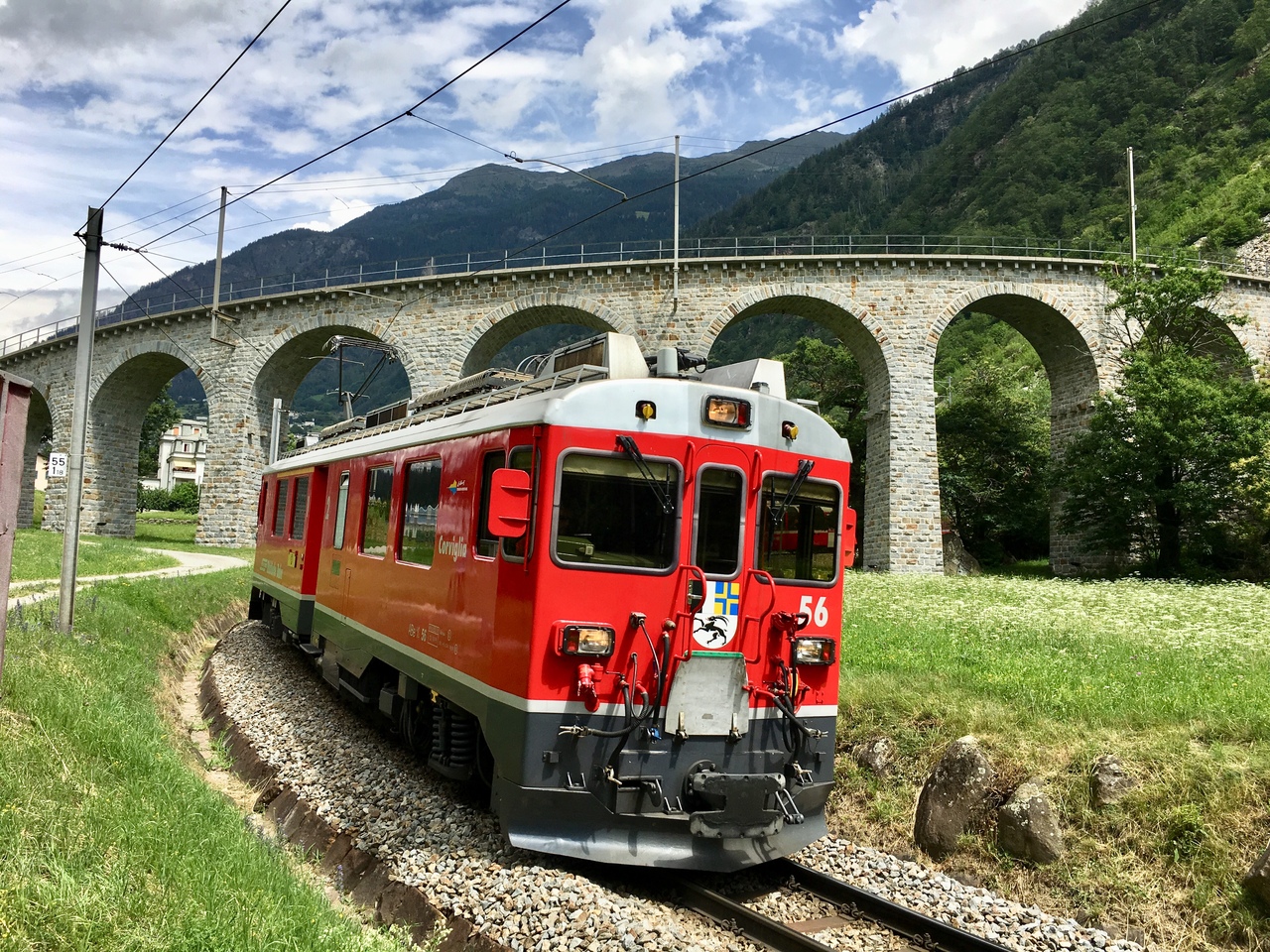スイス 絶景に心奪われ、列車に心躍る15日の旅 ⑬【ブルージオ・ループ橋】【ベルニナ特急】