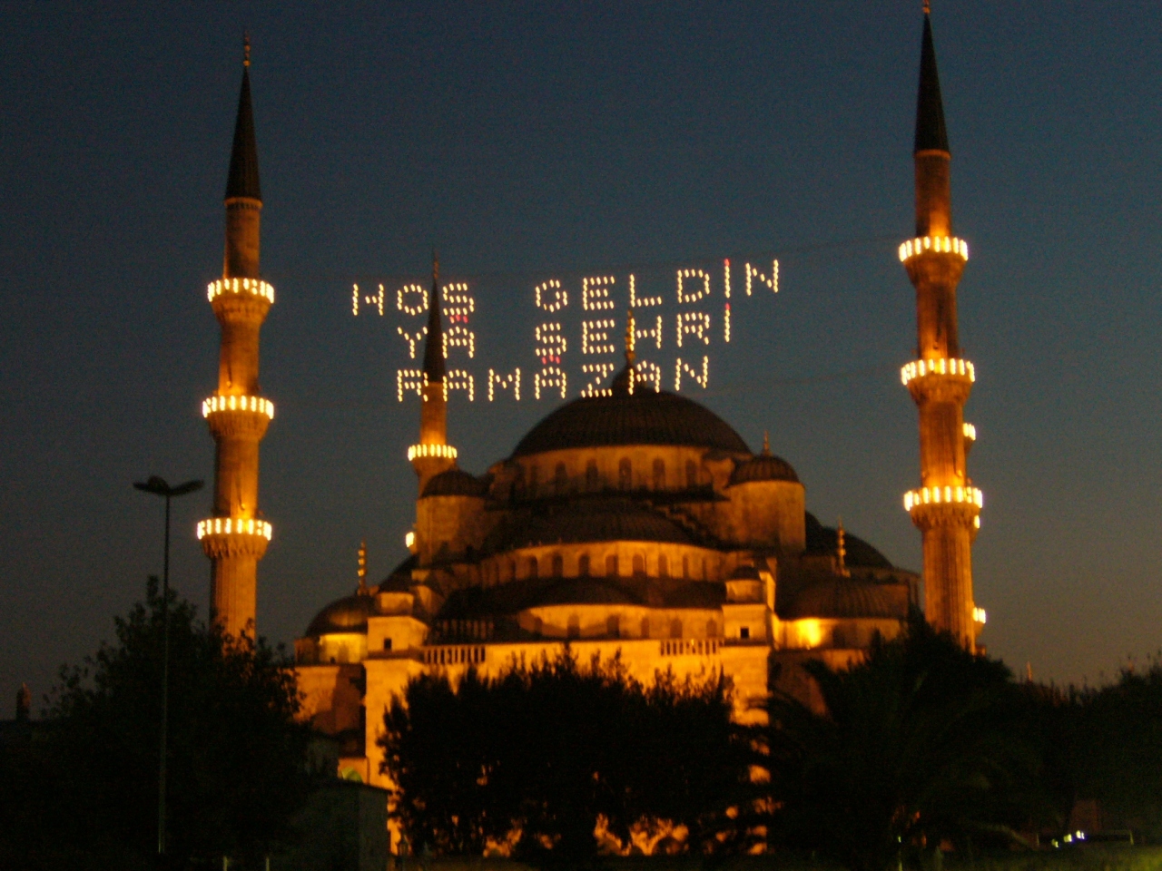 トルコ 絶景と歴史を感じるの旅 その６ イスタンブール 美し過ぎるブルーモスクとアヤソフィア編 イスタンブール トルコ の旅行記 ブログ By レボさん フォートラベル