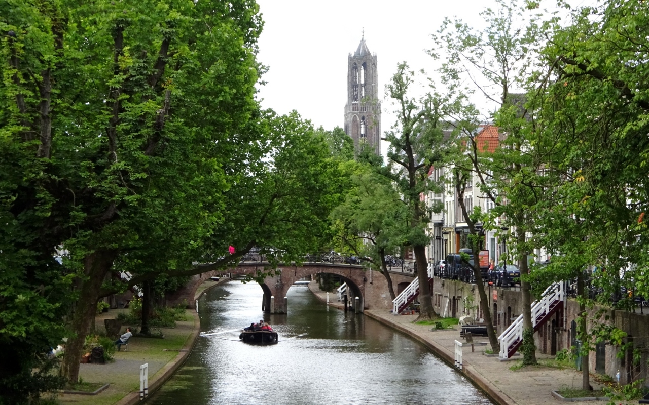 16夏オランダの旅09 ユトレヒト オランダの中心にある街 その中心にある塔 ユトレヒト オランダ の旅行記 ブログ By Blumentalさん フォートラベル