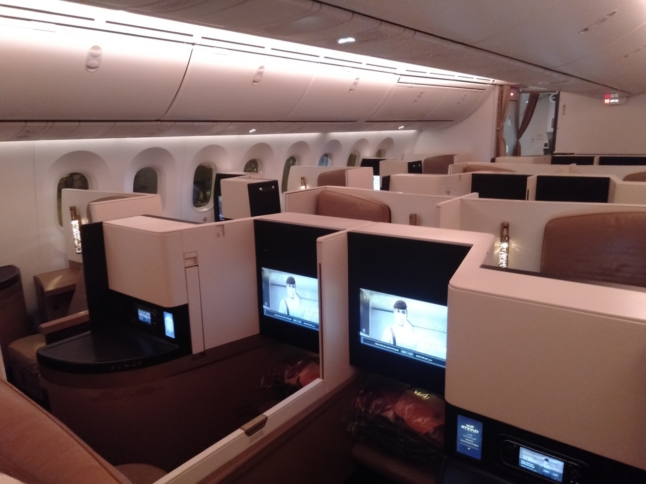 21augエティハド航空ビジネスクラスで行く欧州周遊 コロナ禍の各国出入国情報付 スペイン バルセロナ到着編 バルセロナ スペイン の旅行記 ブログ By Supermanさん フォートラベル 21augエティハド航空ビジネスクラスで行く欧州周遊 コロナ禍の各国出入国情報付 スペイン バルセロナ到着編 バルセロナ スペイン の旅行記 ブログ By Supermanさん フォートラベル