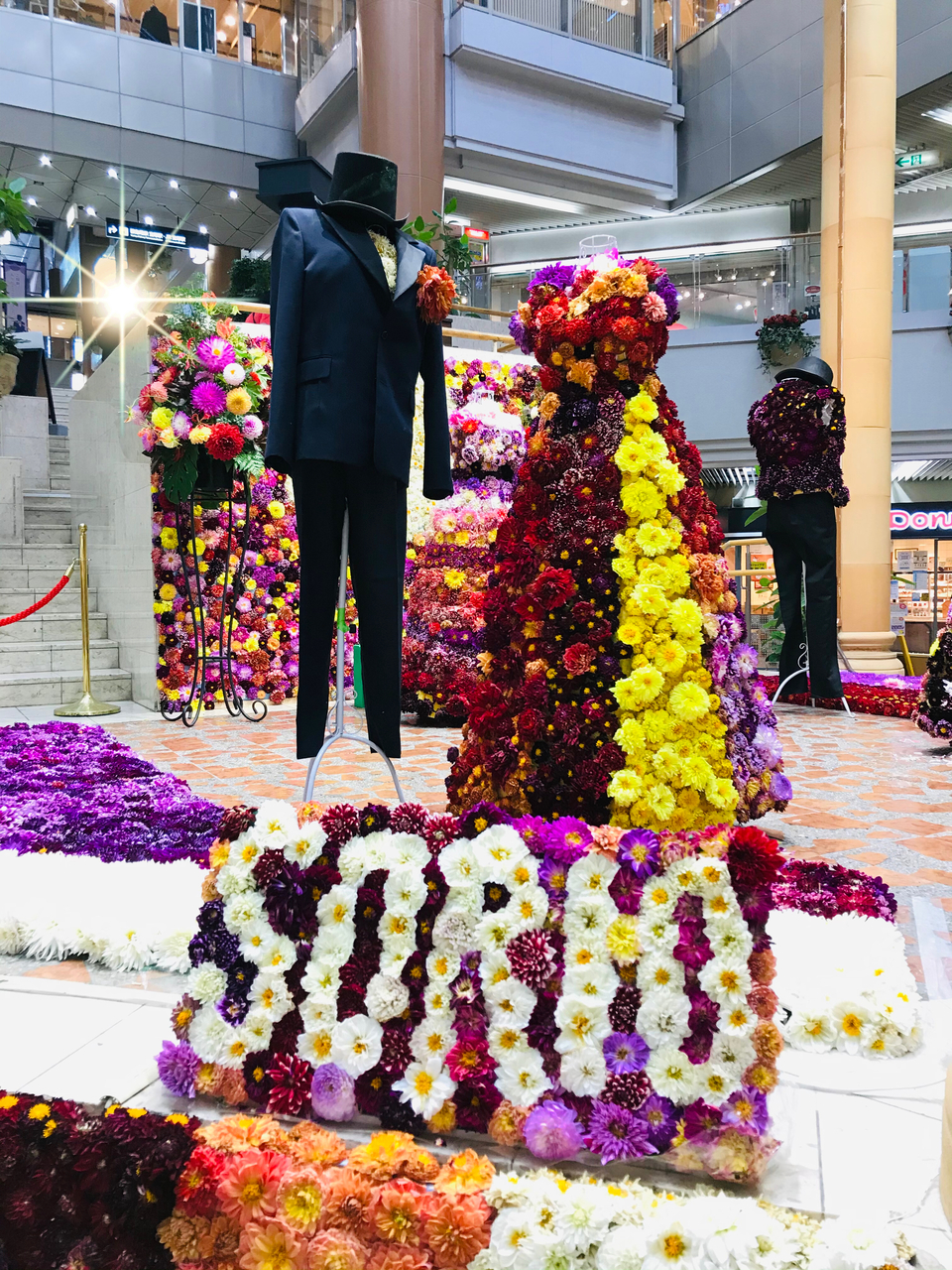 ２０２１ 花より団子 ダリアアートとバンクシー展に行ってみた 宝塚 兵庫県 の旅行記 ブログ By りぽちゃんさん フォートラベル