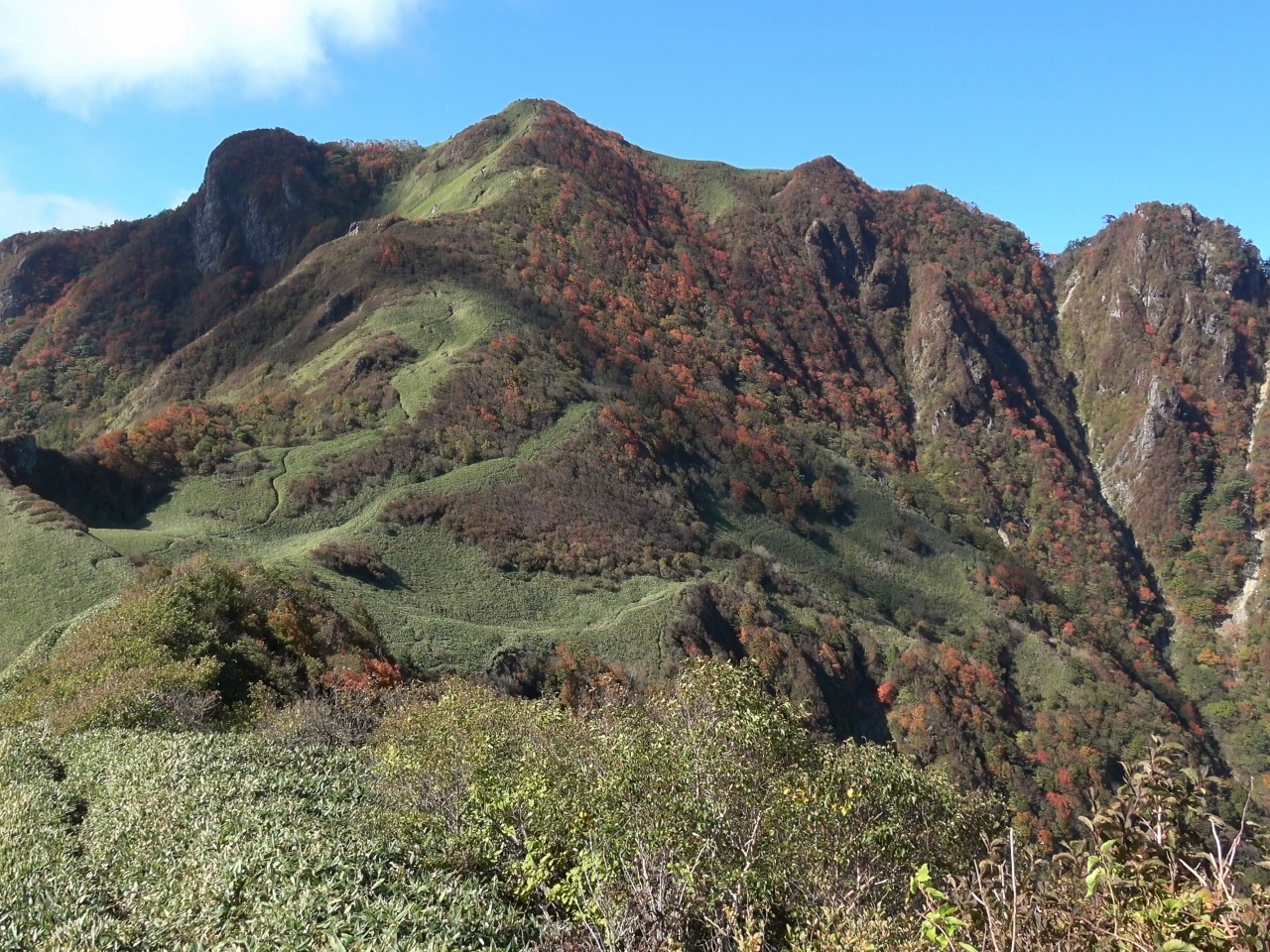 秋の四国山地 伊予富士と寒風山 いの町 土佐町 高知県 の旅行記 ブログ By 日之本オタさん フォートラベル