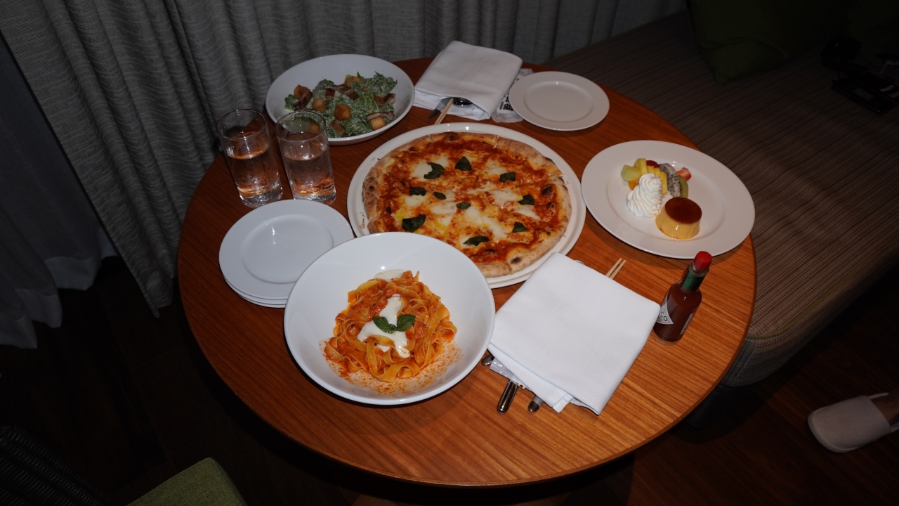 21年沖縄旅行 3日目昼食 パニラニ 夕食 初ルームサービス 帰り便 恩納 読谷 沖縄県 の旅行記 ブログ By Ryoutaさん フォートラベル 21年沖縄旅行 3日目昼食 パニラニ 夕食 初ルームサービス 帰り便 恩納 読谷 沖縄県 の旅行記 ブログ By Ryoutaさん フォートラベル