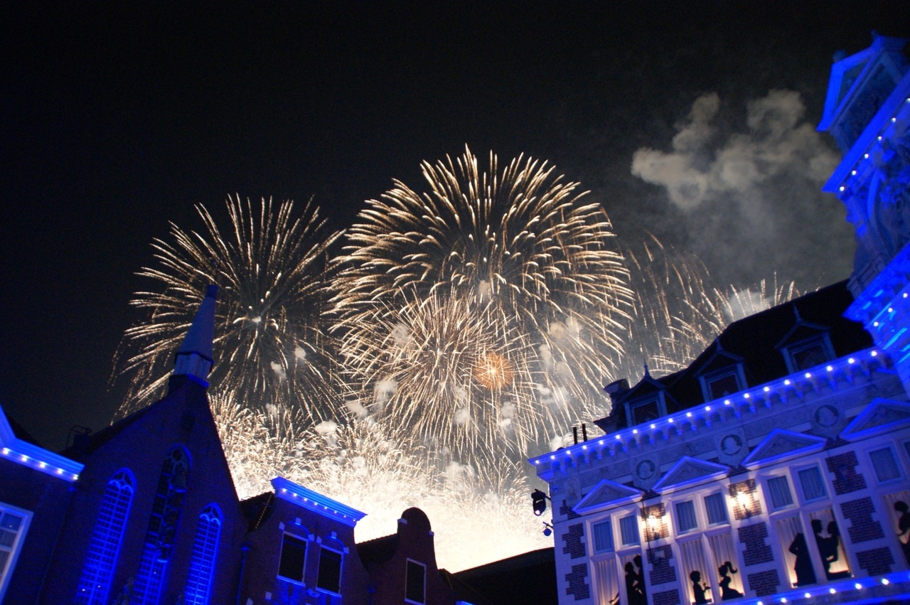21秋 ハウステンボス九州一花火大会 は遠かった 冬の花火は人混みで 私の心は砕け散る ハウステンボス周辺 長崎県 の旅行記 ブログ By まあことさん フォートラベル 21秋 ハウステンボス九州一花火大会 は遠かった 冬の花火は人混みで 私の心は砕け散る ハウステンボス周辺 長崎県 の旅行記 ブログ By まあことさん フォートラベル
