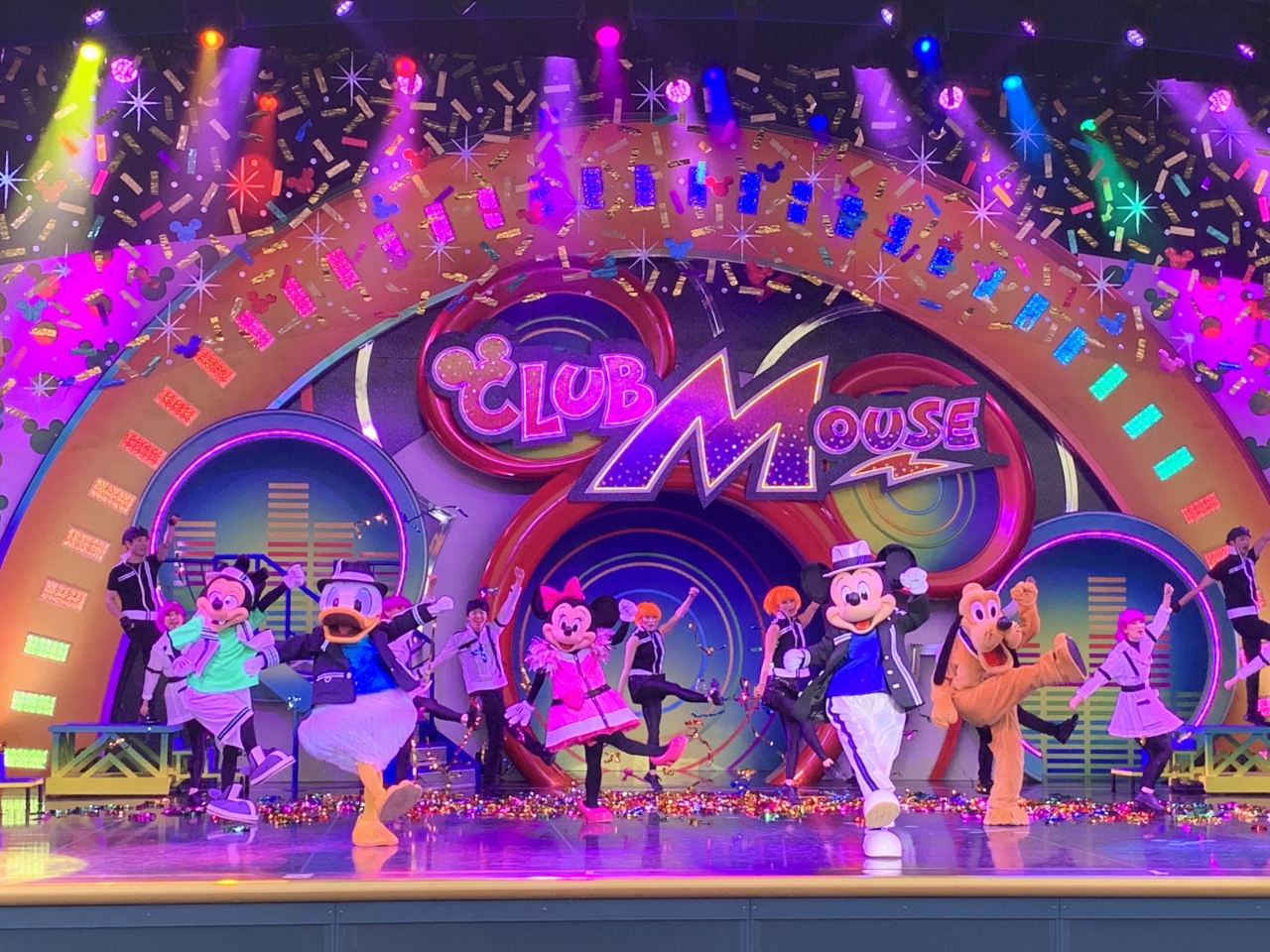 誕生日はお一人さまディズニーでミッキーにおめでとうと言ってもらう 初めて ナイトフォール グロウ を見ましたぁ 東京ディズニーリゾート 千葉県 の旅行記 ブログ By ピンクパインさん フォートラベル