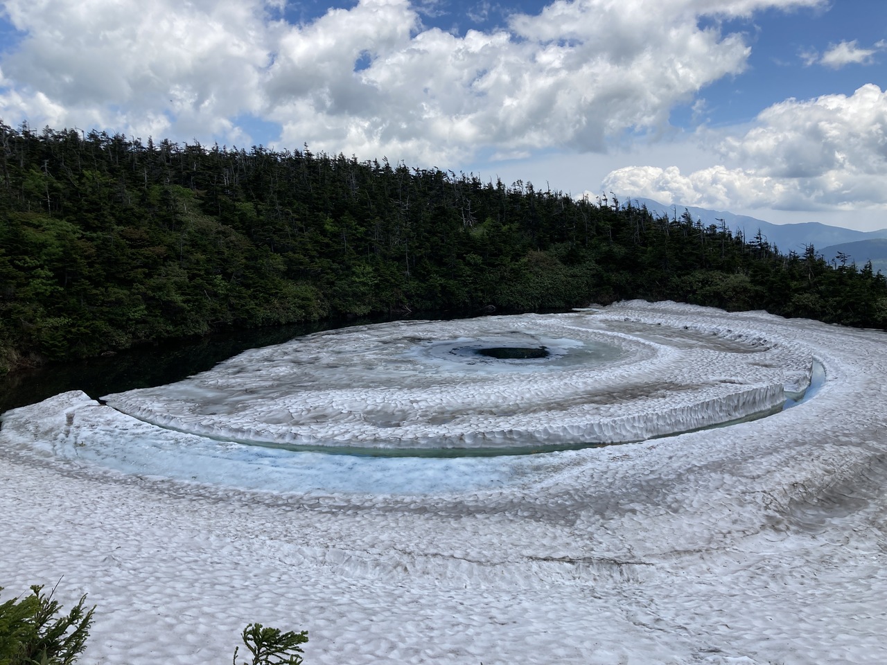 弾丸日帰り 八幡平にドラゴンアイを見に行こ 八幡平 岩手側 岩手県 の旅行記 ブログ By ジュンさん フォートラベル