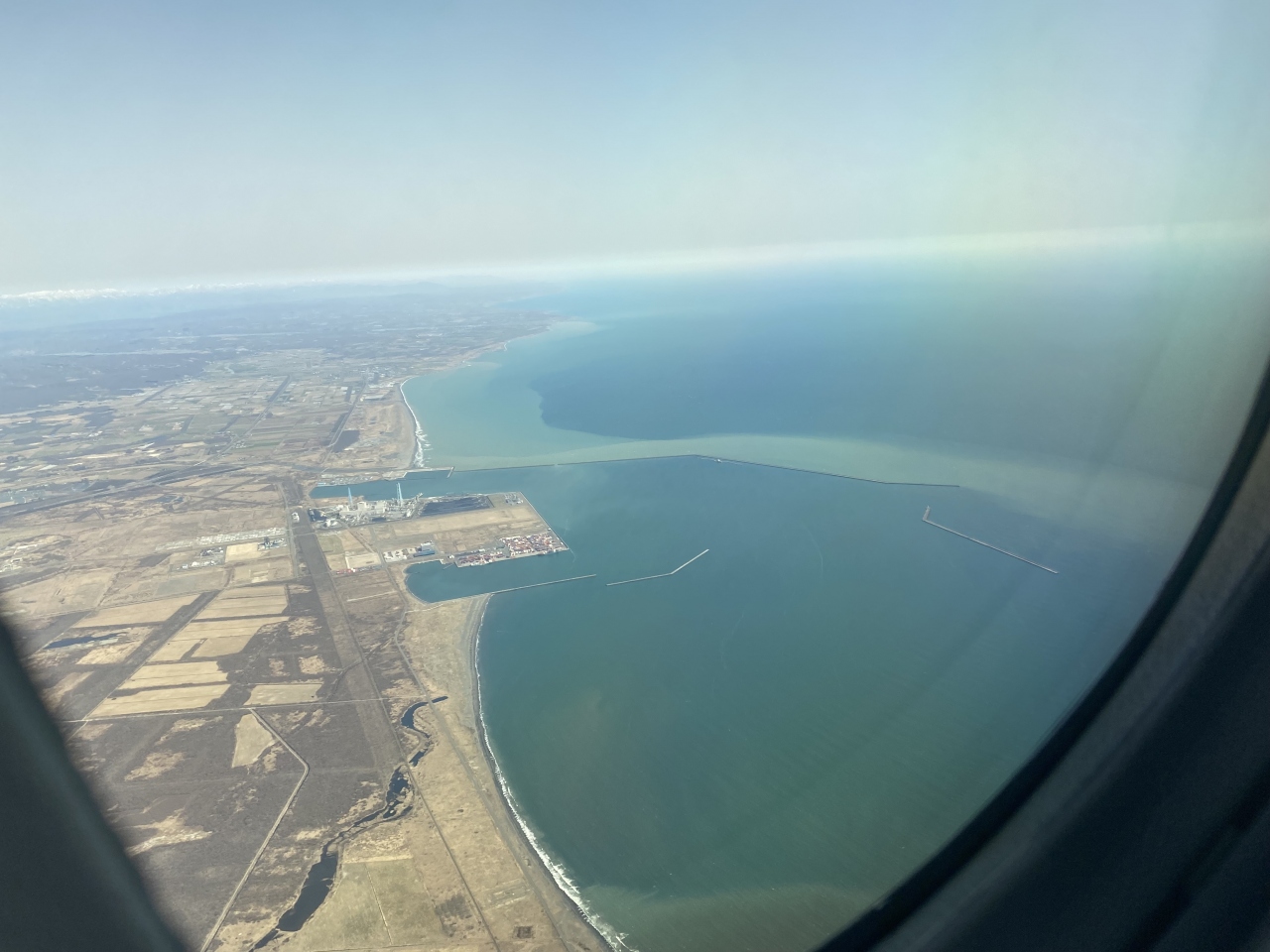 Ana Jal国内搭乗記22 04 その2 Cts Hnd Oka Hnd 千歳から沖縄へ 千歳 新千歳空港 北海道 の旅行記 ブログ By Kazu Aさん フォートラベル