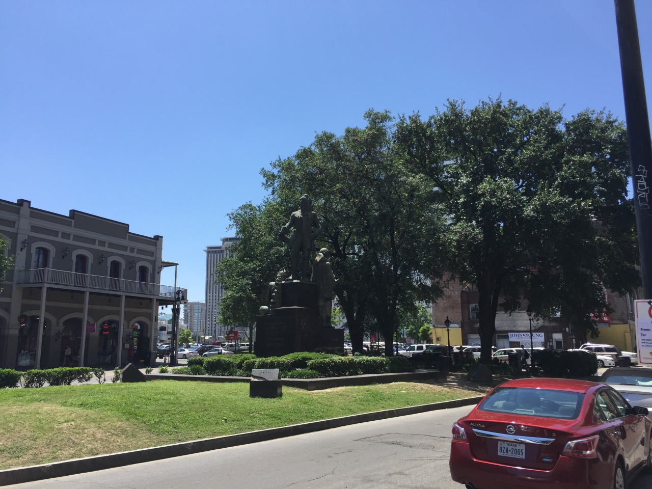 『ルイジアナ州 ニューオーリンズ － ディケーター通りを街歩き』ニューオーリンズ(アメリカ)の旅行記・ブログ by アメリカ制覇！さん