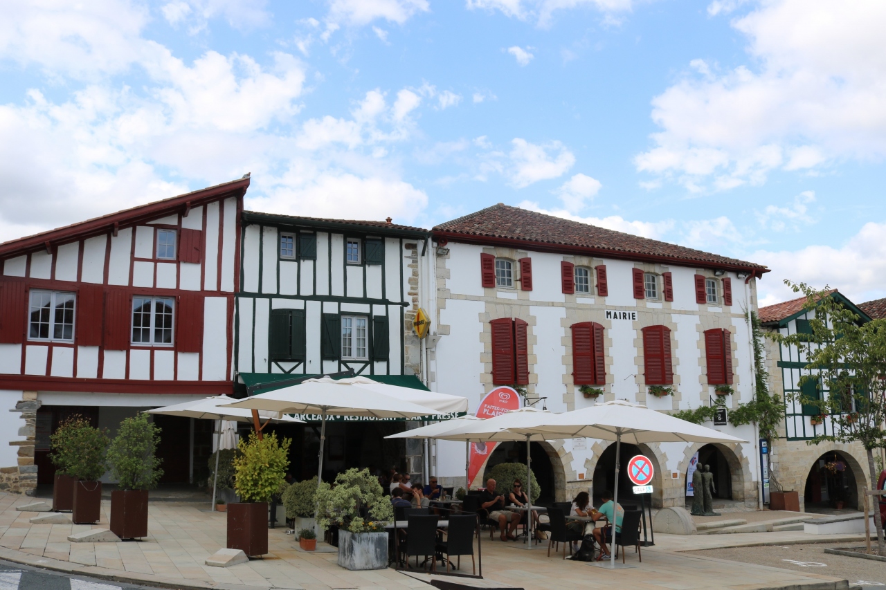 『スペイン&フランス★ドライブ旅行25日間【29】13日目2 フレンチバスク☆美しい村ラ・バスティッド・クレーランス』アキテーヌ地方