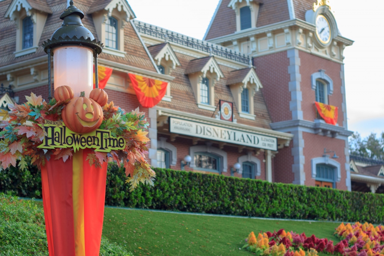 ハロウィンシーズンのディズニーランドへ アナハイム アメリカ の旅行記 ブログ By Joshuatreeさん フォートラベル