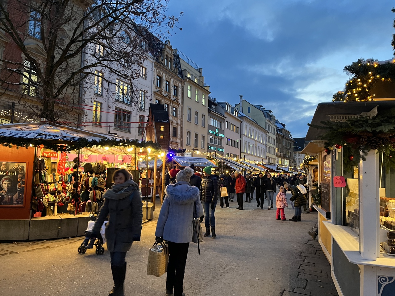 『3年ぶりの海外旅行はクリスマスマーケットツアー7 コンスタンツのクリスマスマーケット』コンスタンツ(ドイツ)の旅行記・ブログ by