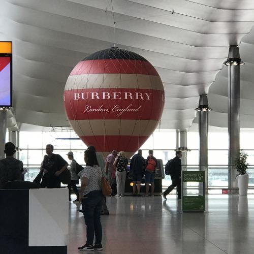 ãƒ’ãƒ¼ã‚¹ãƒ­ãƒ¼ç©ºæ¸¯<br />ã•ã™ãŒã®ãƒãƒ¼ãƒãƒªãƒ¼