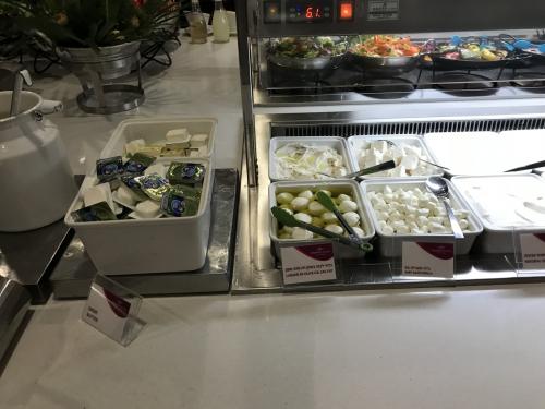 朝食
