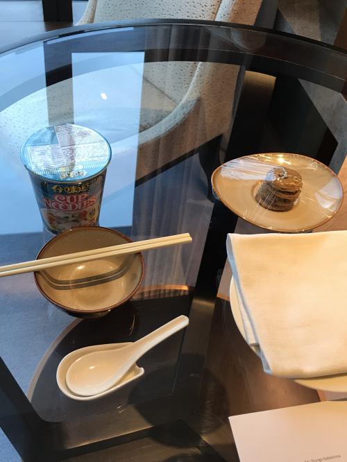 カップ麺・・・