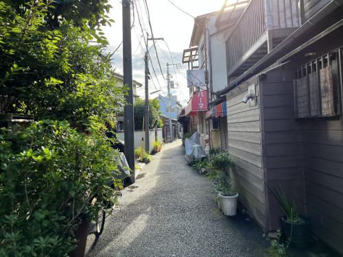 谷中の路地