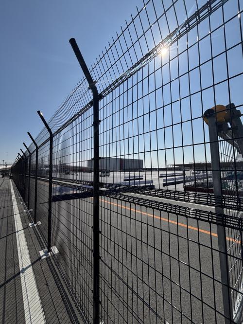 同じように万博ロスに来た人がいましたね。