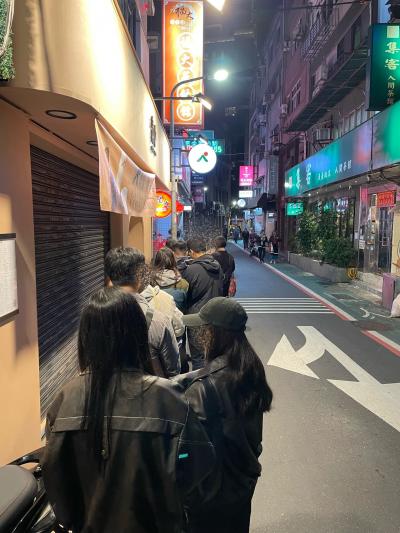 福大山東蒸餃大王（フーダーシャントンゼンジャオ）