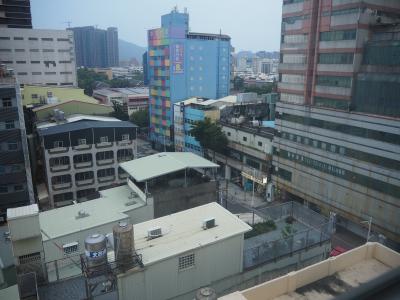 エアライン イン カオシュン ステーション