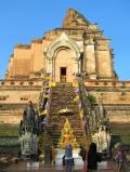 タイ4大王朝縦断の旅⑧　チェンマイ郊外「ドイステープ寺院」と傘作りの「ボーサーン村」