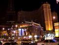 ネバダ州 ラスベガス　－　夜のストリップ通りのカジノホテルのライトアップ