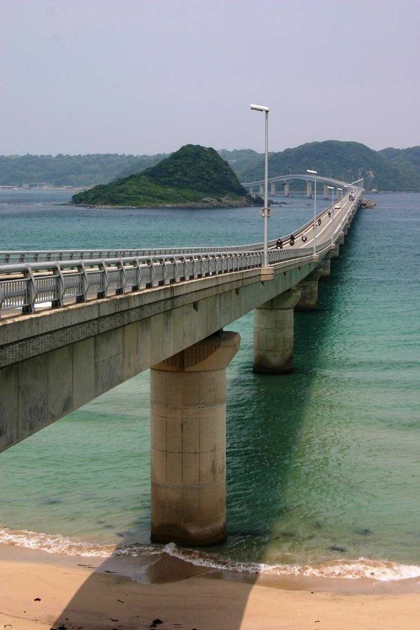 角岛大桥モニュメントあたりからの眺めは绝景.