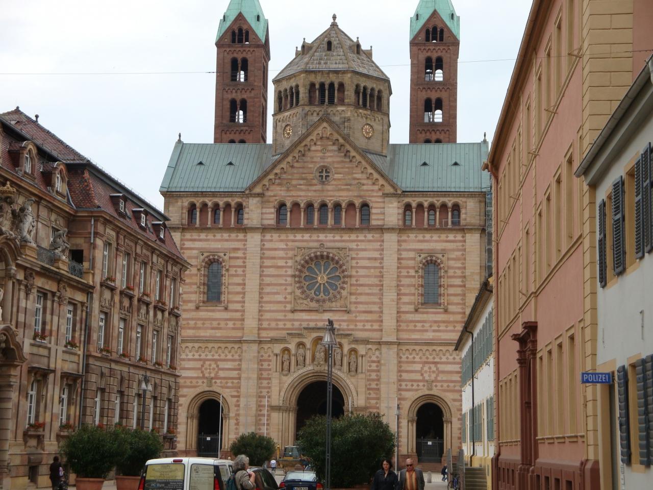 シュパイヤー リタイヤ2人組のドイツ旅行 ３ その他の都市 ドイツ の旅行記 ブログ By Yambonさん フォートラベル