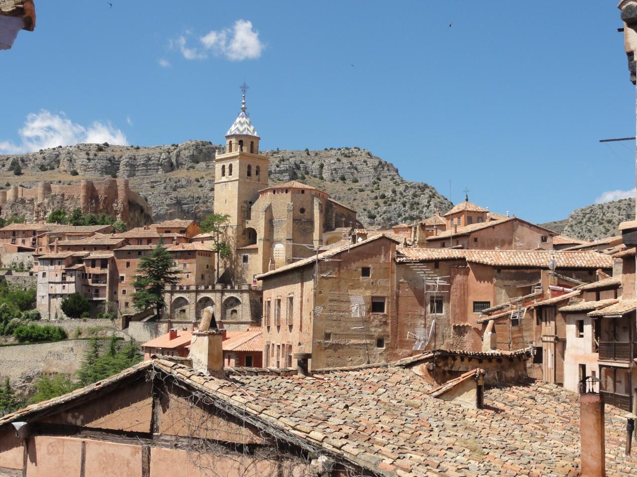 山にへばりついた可愛い町 アルバラシン Albarracin アラゴン地方 スペイン の旅行記 ブログ By Milfloresさん フォートラベル