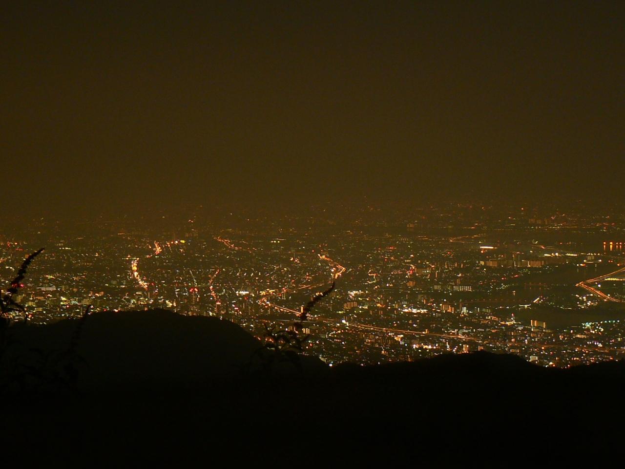 六甲山から見るスヌーピーの夜景 六甲山 摩耶山周辺 兵庫県 の旅行記 ブログ By べるつくさん フォートラベル