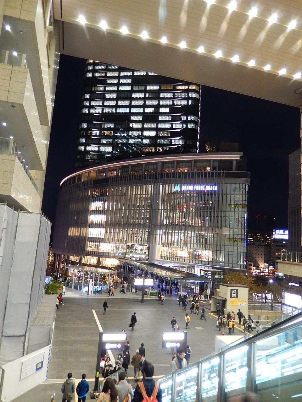 グランフロント大阪付近の夜景 キタ 大阪駅 梅田 大阪 の旅行記 ブログ By Tsunetaさん フォートラベル