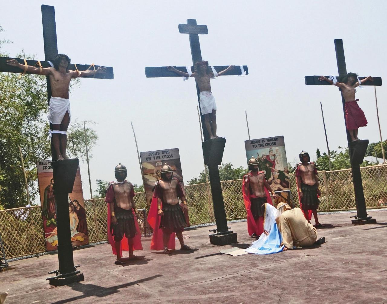 Panpanga 州サン フェルナンドで復活祭磔刑のページェントを見る その他の都市 フィリピン の旅行記 ブログ By Tamegaiさん フォートラベル