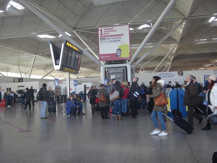久しぶりのロンドン17 4 スタンステッド空港でライアンエアーに乗ろう ロンドン イギリス の旅行記 ブログ By Smile Daisyさん フォートラベル