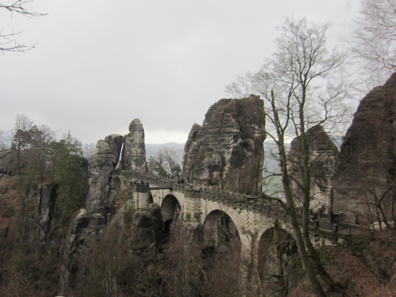 雨 いやみぞれのバスタイ橋 寒かった ザクセン州 ドイツ の旅行記 ブログ By Fannさん フォートラベル