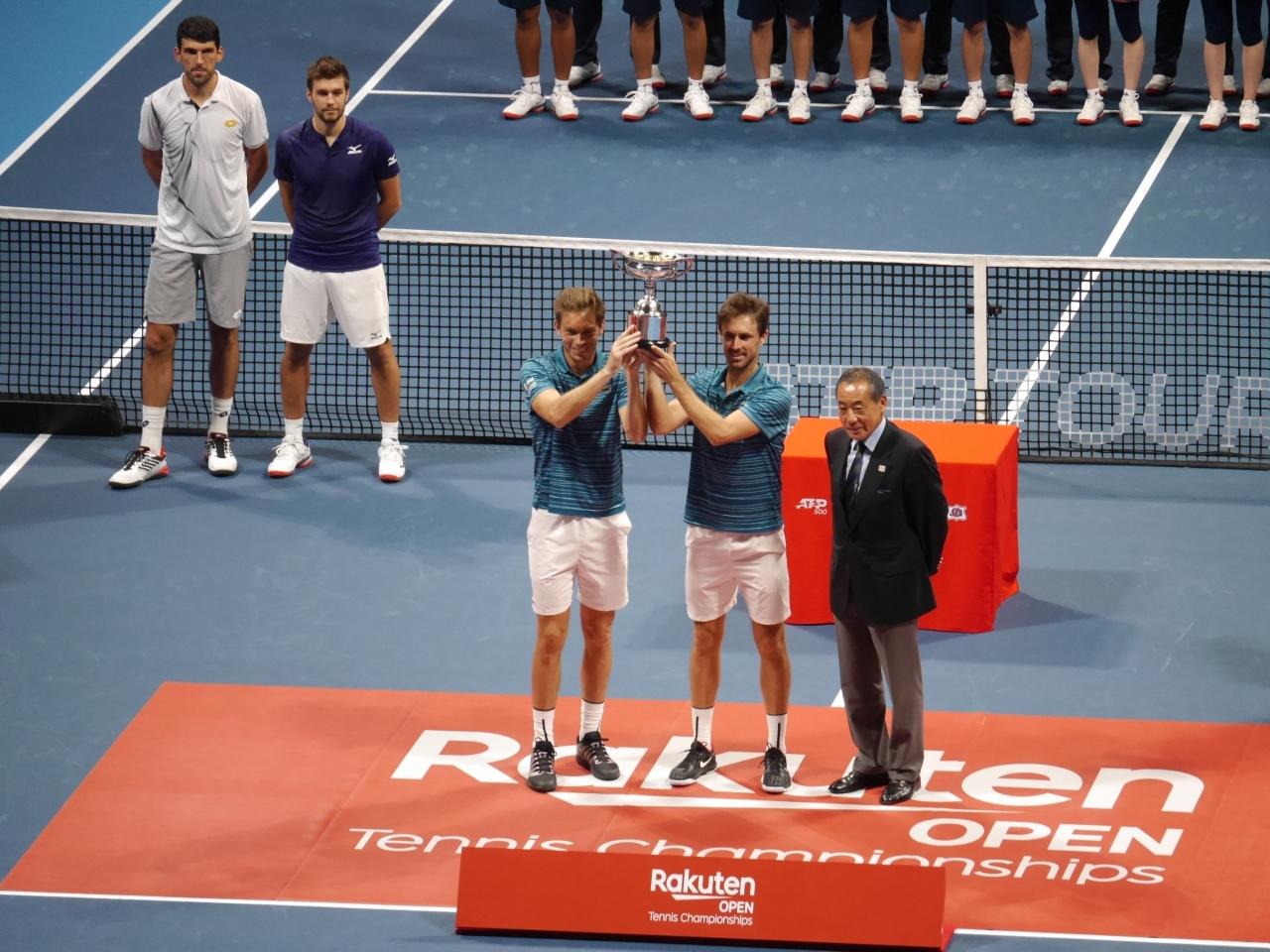 楽天オープンテニス19 ノバク ジョコビッチ優勝 有明コロシアム 19 10 06 豊洲 東京 の旅行記 ブログ By 杏仁豆腐さん フォートラベル