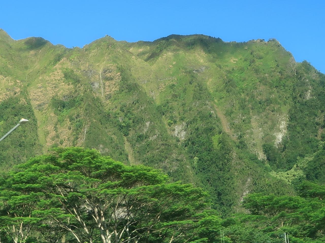 Oahu 13 ｈ３フリーウエイ コオラウ山脈越えの難工事 テツオ ハラノ トンネルを抜けて ハナウマ ベイ周辺 ハワイ の旅行記 ブログ By マキタンさん フォートラベル