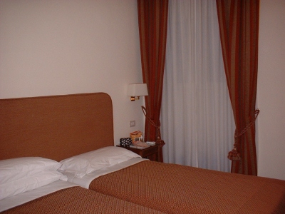 とってもリーゾナブルなホテル・アドリアーノ